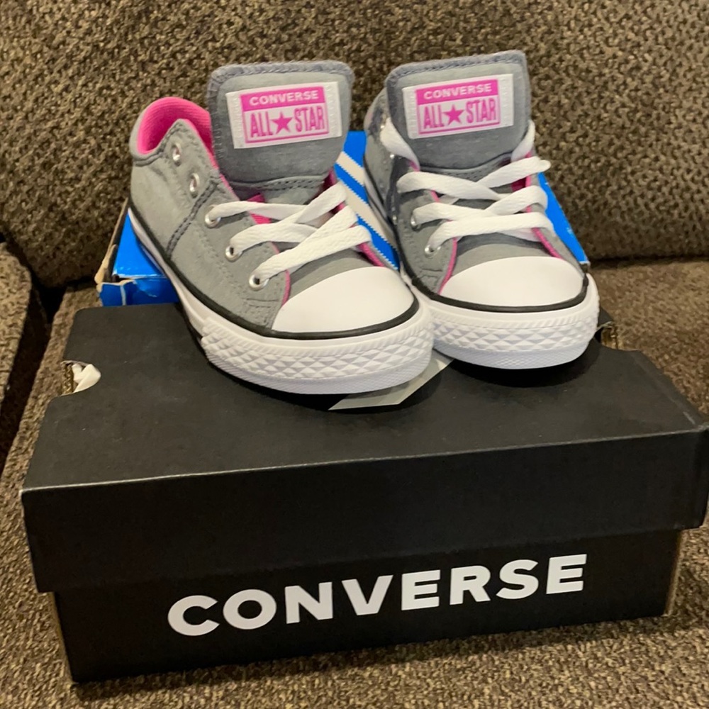Girls Converse